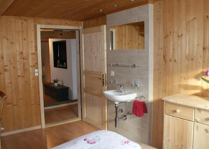 Otel A La Staziun Zernez