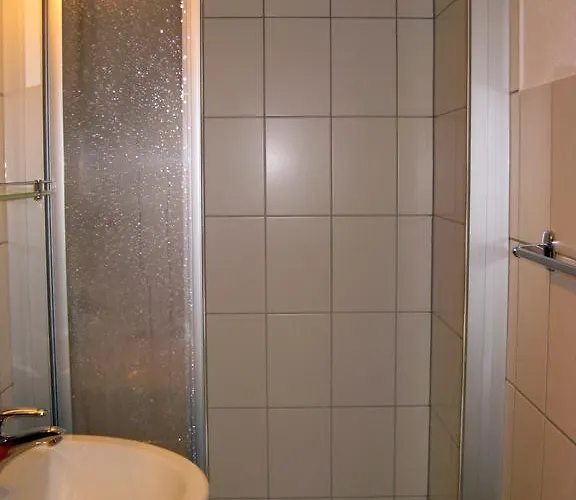 A La Staziun Otel Zernez